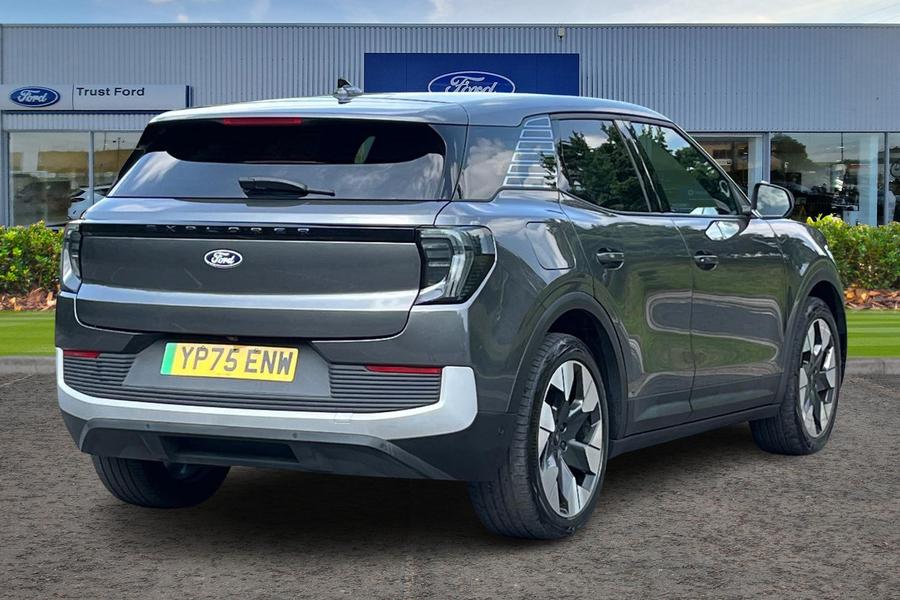 Ford Explorer Photo autoimg-f1d865b66d775a4384b45314b7a7b09f3a5f5164.jpg