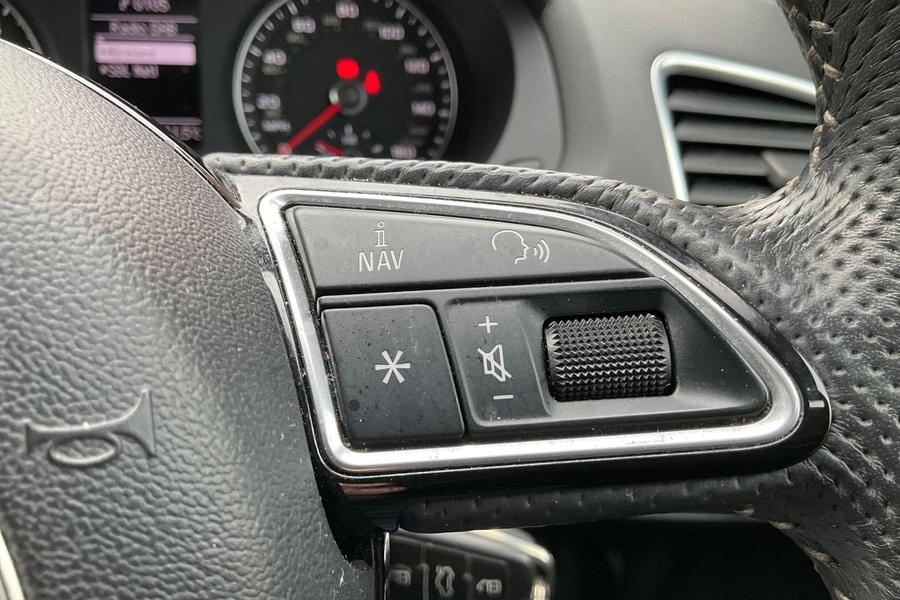 Audi Q3 Photo autoimg-f1daf94fe8b449dc375a8b5073be6510f76afea8.jpg