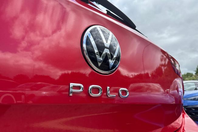 VOLKSWAGEN Polo Photo 22