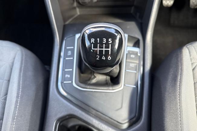 VOLKSWAGEN Tiguan Photo 23