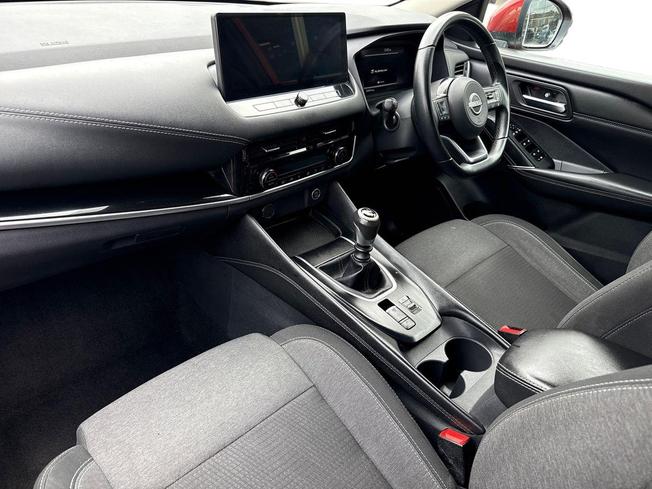 NISSAN Qashqai Photo 2