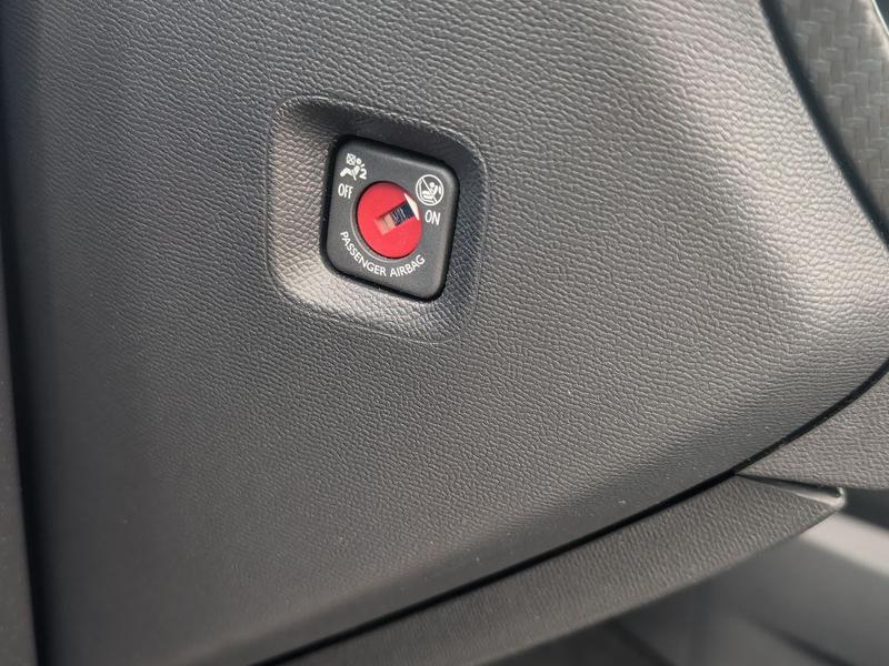 Used Peugeot 2008 NV21SSZ 38