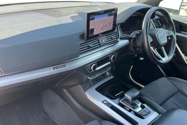 AUDI Q5 Photo 2