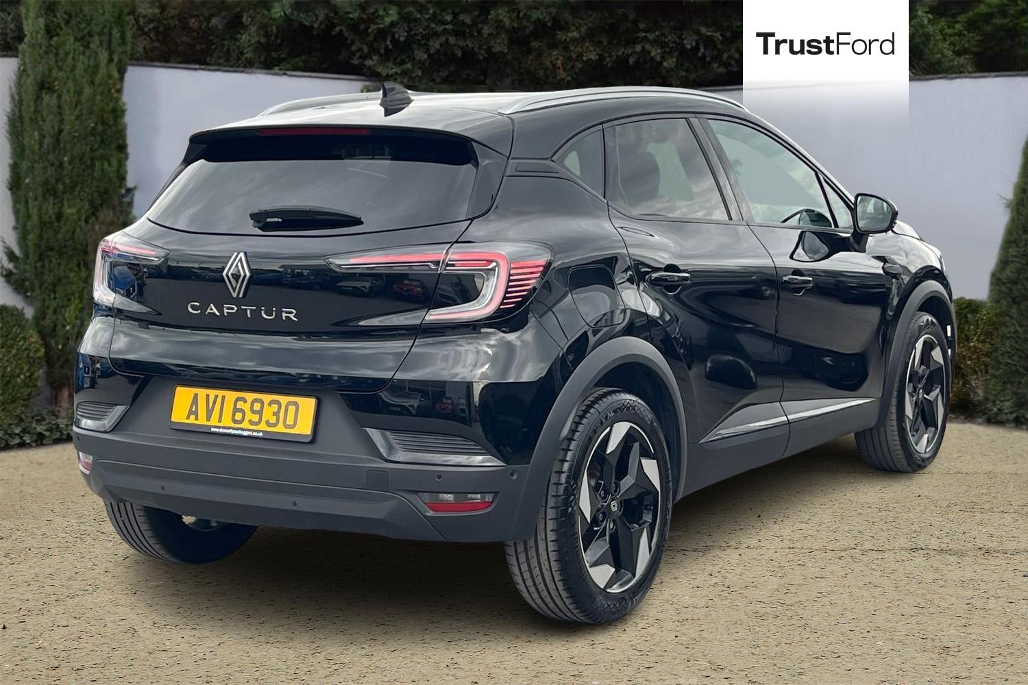 Renault CAPTUR Photo 3