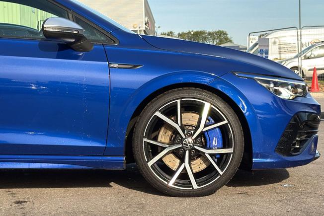 VOLKSWAGEN Golf Photo 49