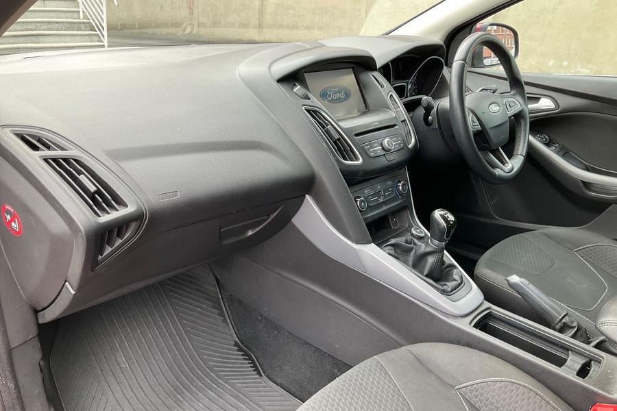 Ford Focus Photo autoimg-f1f6af2cacecbbfb08bc7f40861631ea5e948527.jpg
