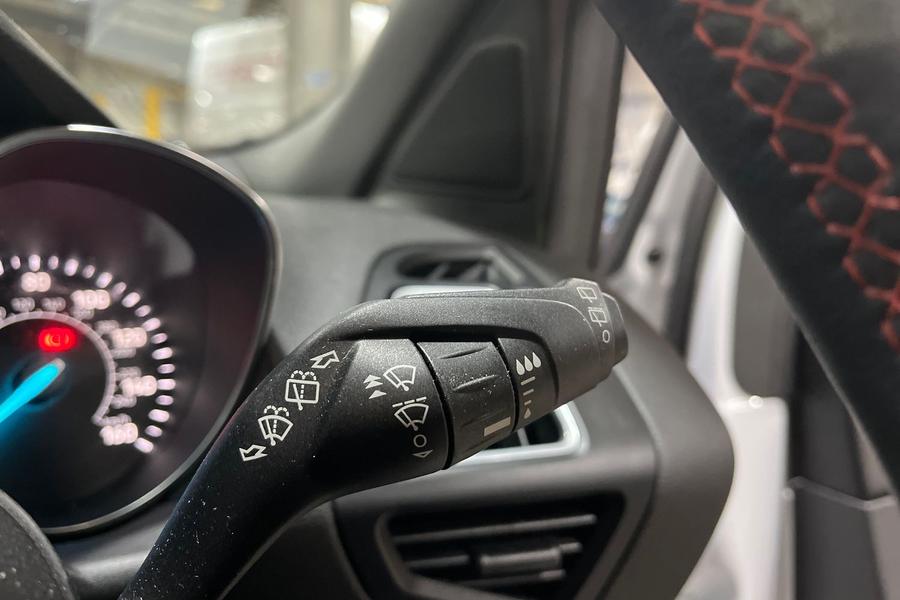 Ford KUGA Photo autoimg-f1f700df75da39d4269a366d83aa9530413a2d3f.jpg