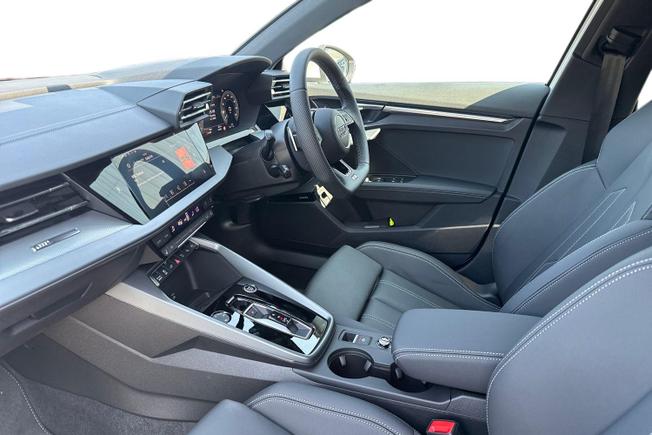 Audi A3 Photo 2