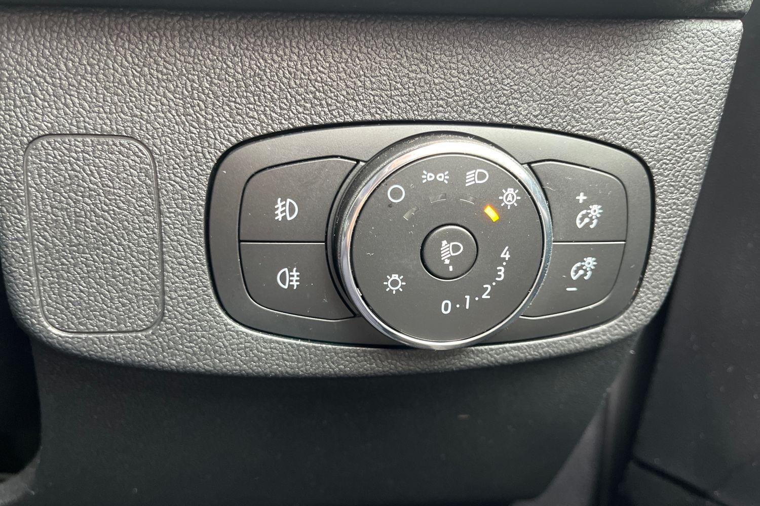 Ford FOCUS Photo 22