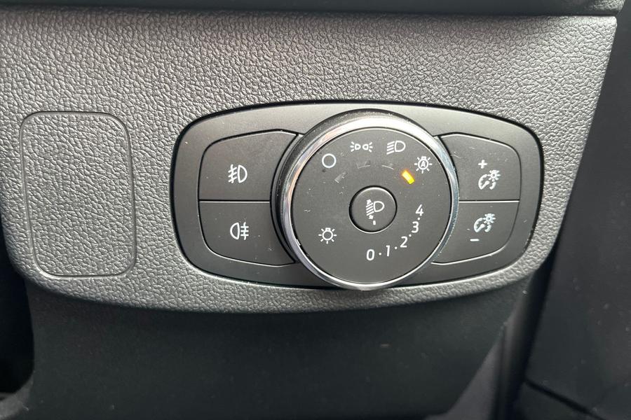 Ford FOCUS Photo autoimg-f1f972bdee00ed5be023fcc58566890d759e4df5.jpg