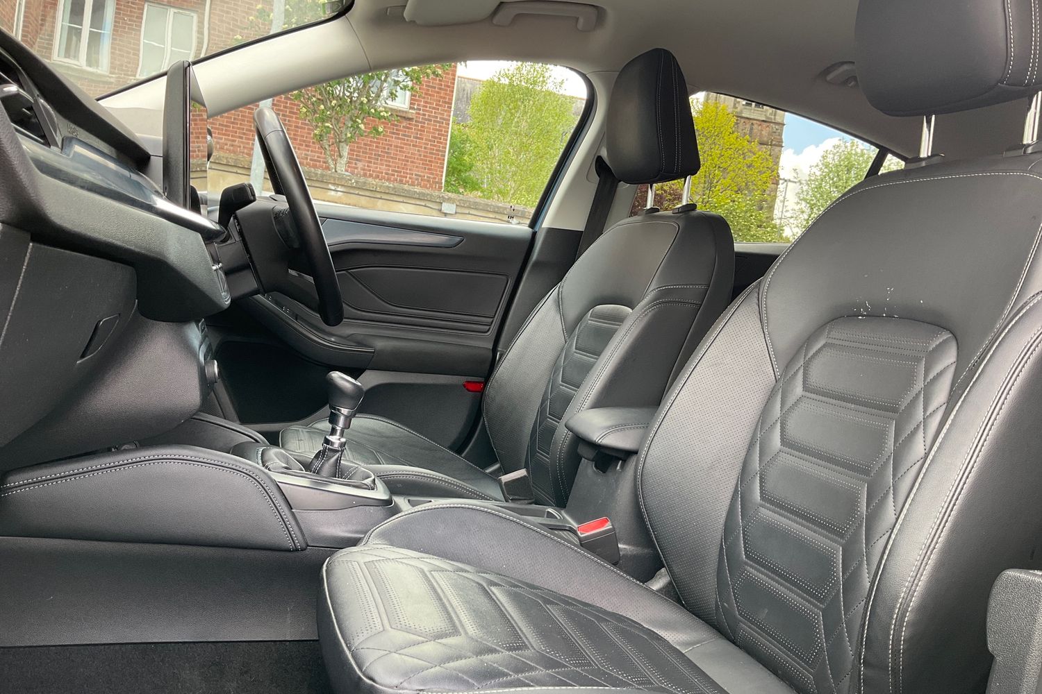 Ford FOCUS Photo 18