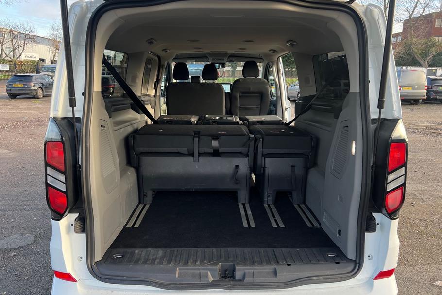 Used Ford TOURNEO CUSTOM RX25CLV 34