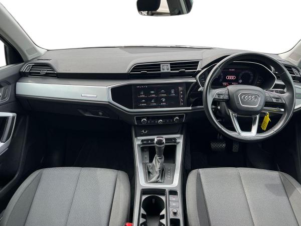 Audi Q3 Photo autoimg-f200778c5a004df65f1ab4e30778d852667cf9d6.jpg