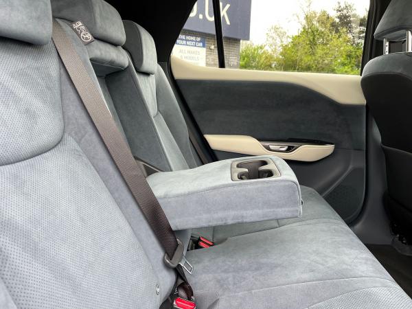 Lexus RZ Photo autoimg-f21047d0d11d0fd72944328c699734712ffc9b8c.jpg