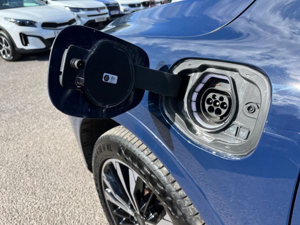 Ford Kuga Photo autoimg-f2117081de81a0f25fbbb61dade20fc84520798c.jpg