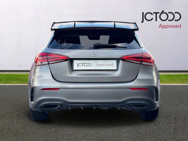 MERCEDES-BENZ A Class Photo 7