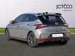 HYUNDAI i20 Photo 3