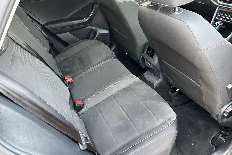 Volkswagen T-Roc Photo autoimg-f217252ad33957672d75a666a26a9a6dadc00b25.jpg