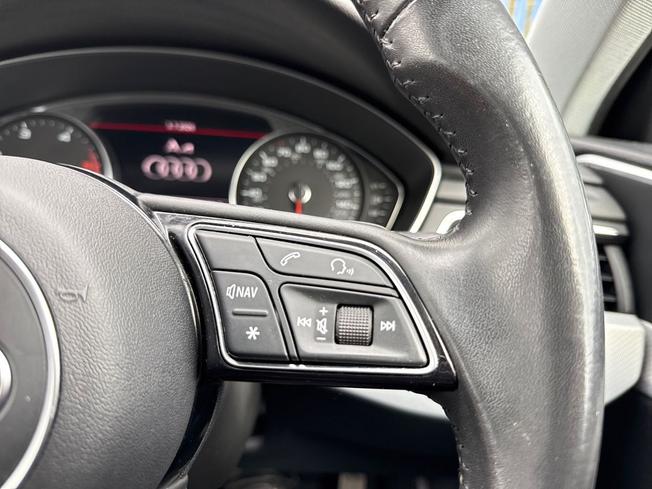 AUDI A4 Avant Photo 17