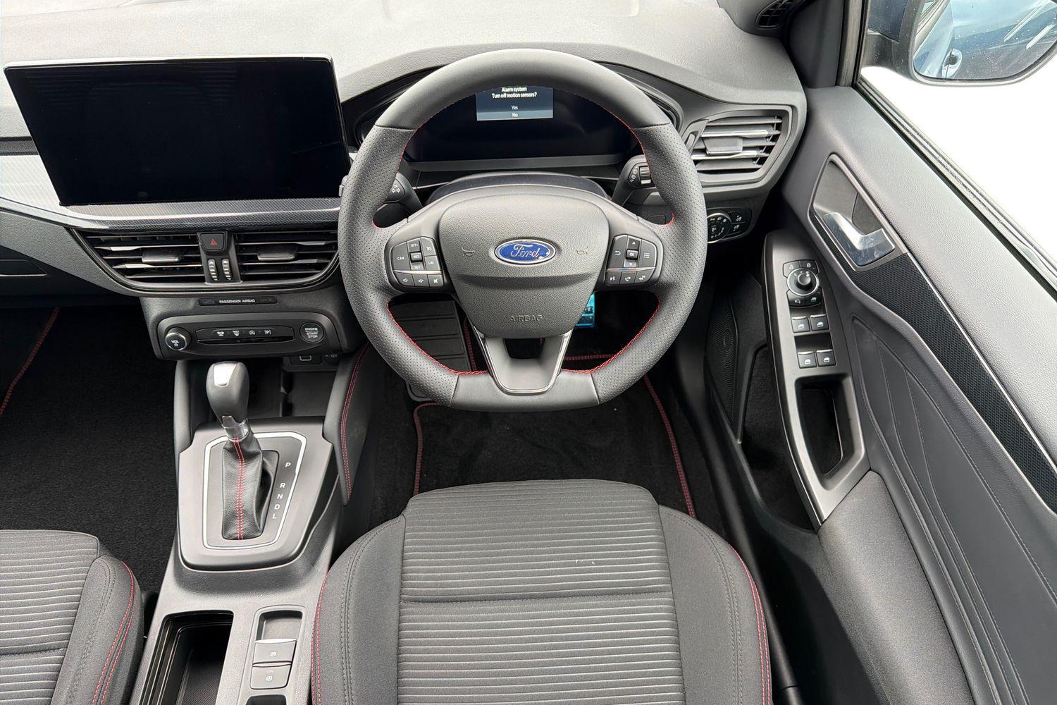 Ford FOCUS Photo 10