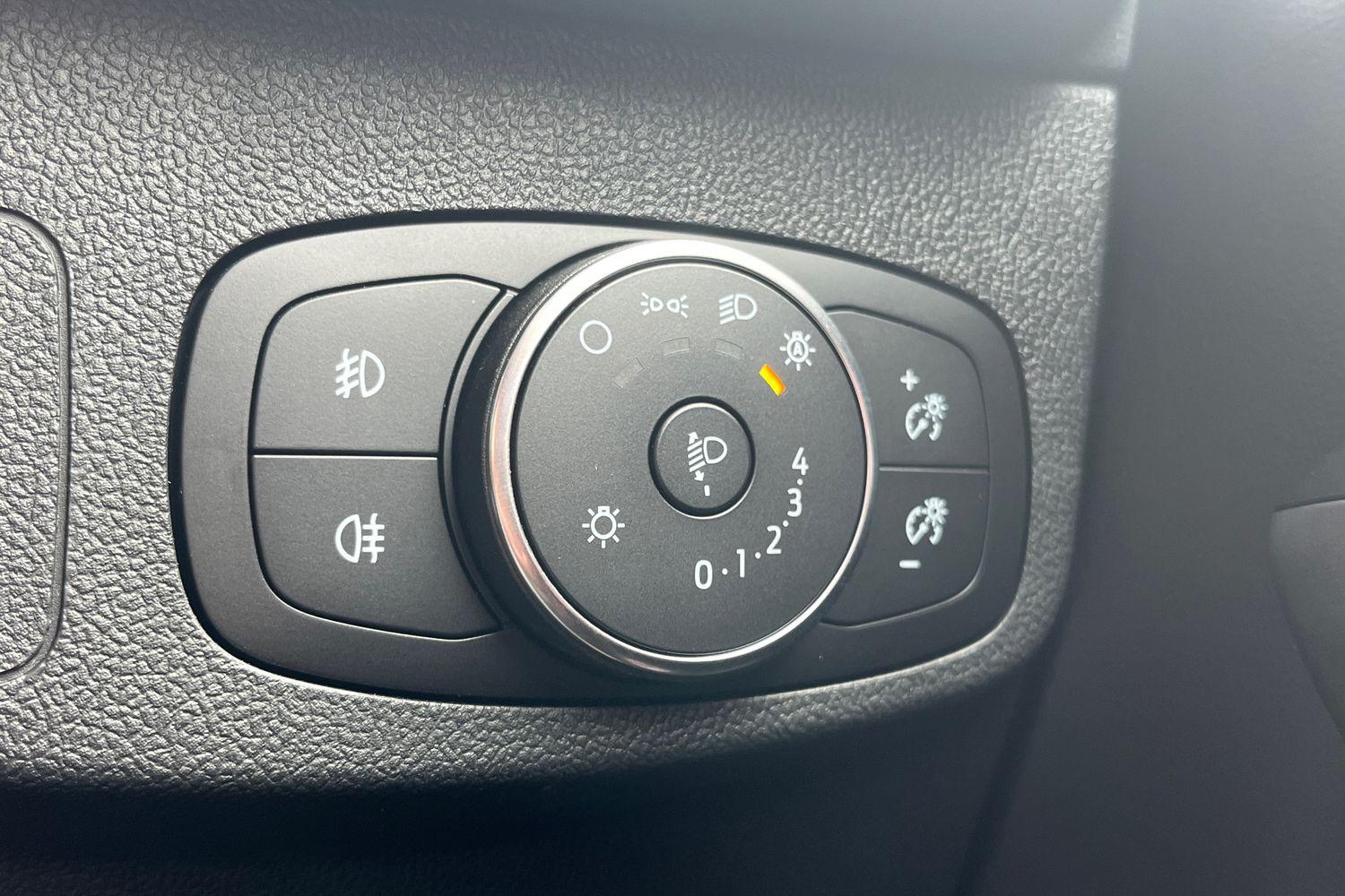 Ford FOCUS Photo 29