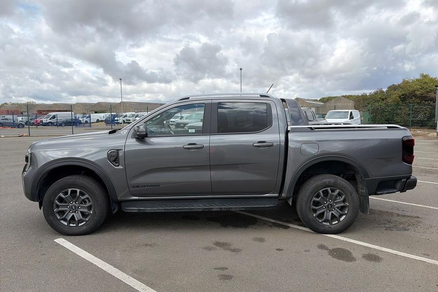 Ford RANGER Photo autoimg-f220cbe81a9d9bbf519c3d5f11ac3097ded0ba68.jpg