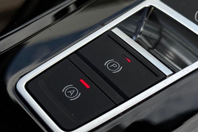 AUDI A6 Avant Photo 26