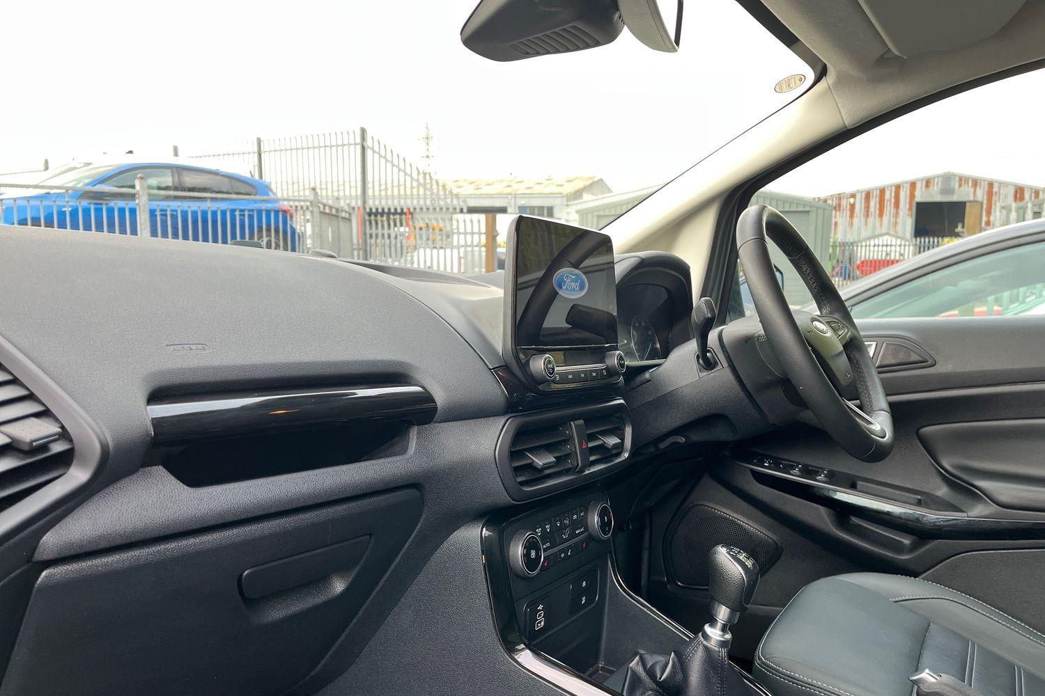 Ford EcoSport Photo 17