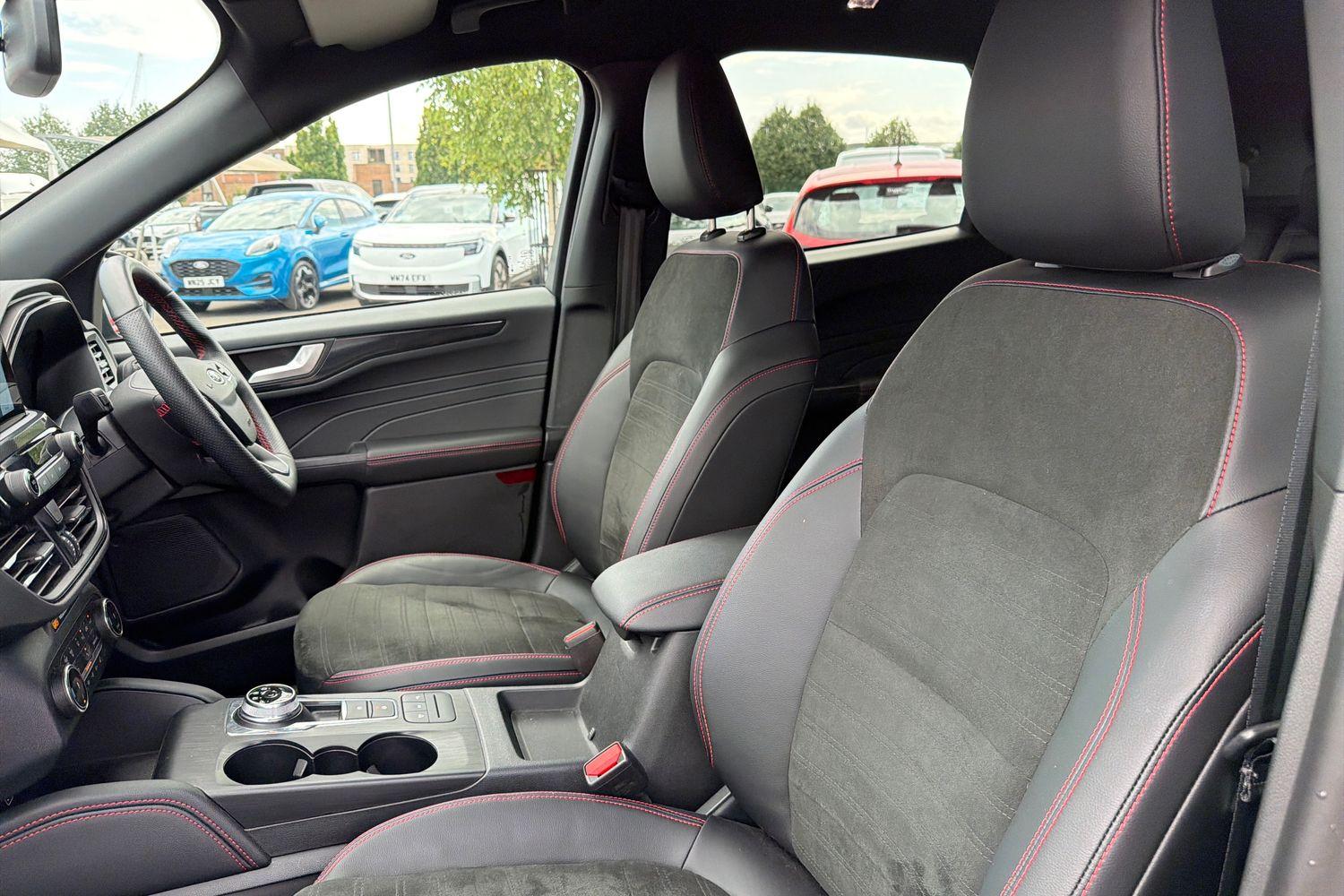 Ford Kuga Photo 18