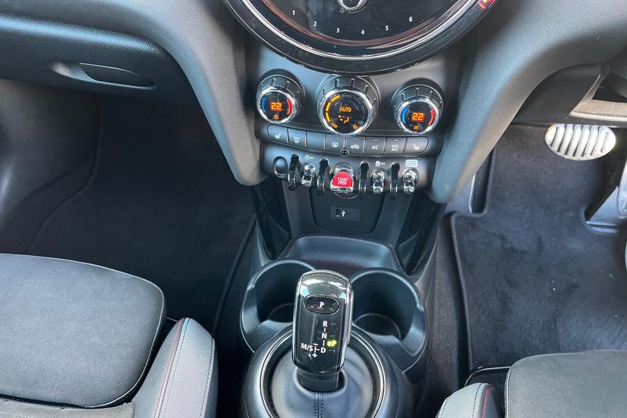 MINI Hatch Photo autoimg-f227d7d60a8c5c7871e89ec94ed9340cb859ac3c.jpg