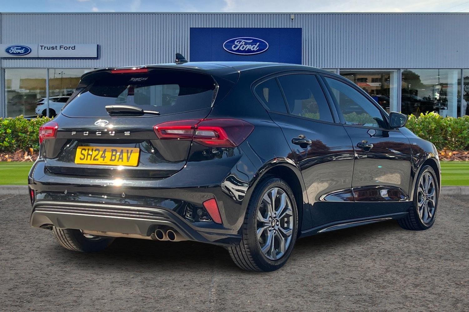 Ford FOCUS Photo 3
