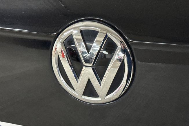 VOLKSWAGEN Tiguan Photo 36