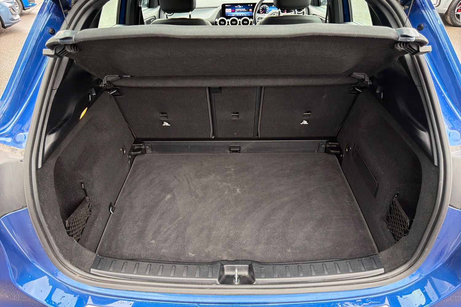 Mercedes-Benz GLA Photo 20