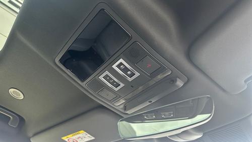 Land Rover Defender Photo autoimg-f22e0cbacc776d65f3d931394ff06e09edc85c98.jpg