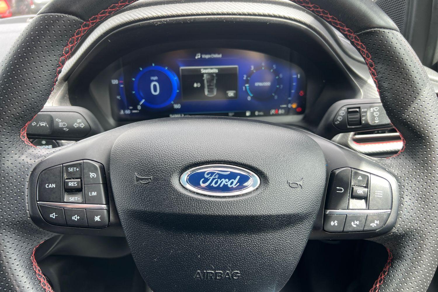 Ford PUMA Photo 11