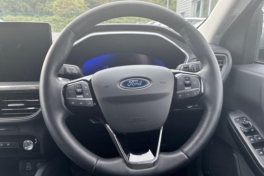 Ford Kuga Photo autoimg-f23599e7978ffad7a08f30f77fed273cfcf7b867.jpg