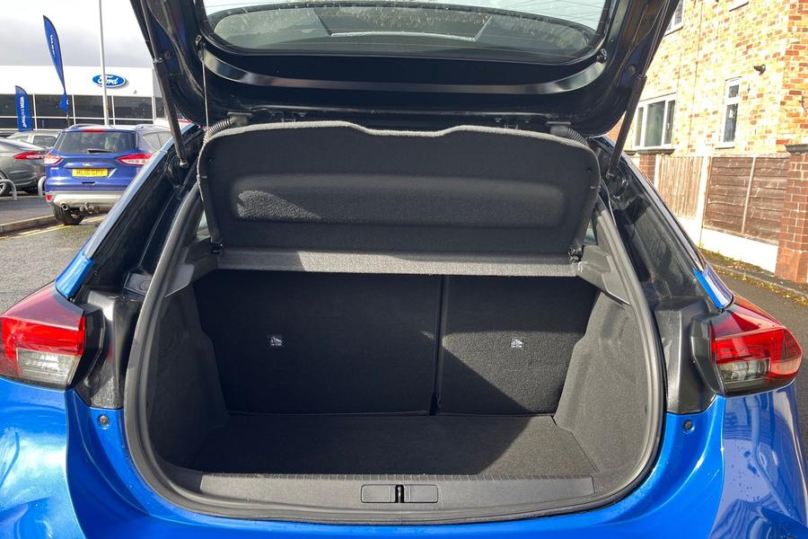 Vauxhall CORSA Photo autoimg-f237f0ed1fb58f9917f016d81cfd2e9c92ce3061.jpg