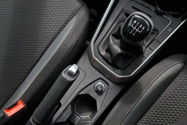 VOLKSWAGEN Polo Photo 24
