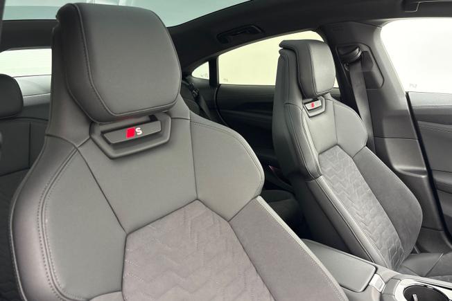 AUDI S E-Tron Gt Photo 28
