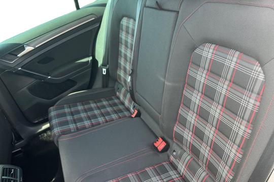 Volkswagen Golf GTI Performance Photo autoimg-f23a2b752ea3871e61af06e1c6a8a72e9724bc15.jpg