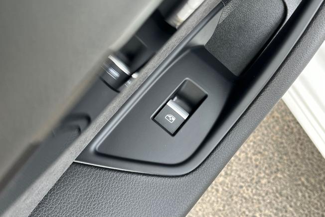 AUDI A4 Photo 46