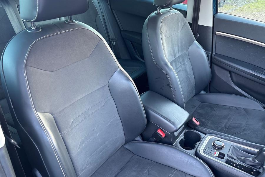 SEAT ATECA Photo autoimg-f2409b8a6685ade76e35a2f5bd13f3323e44caf0.jpg