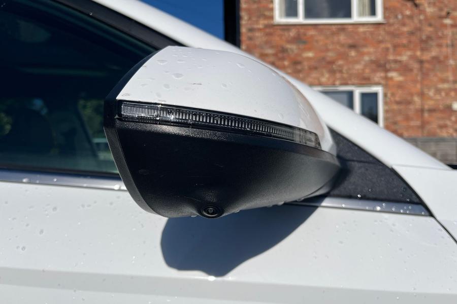 Hyundai KONA Photo autoimg-f2413665bd04d8c6b847a5c4cad1f8fcbfa973cd.jpg