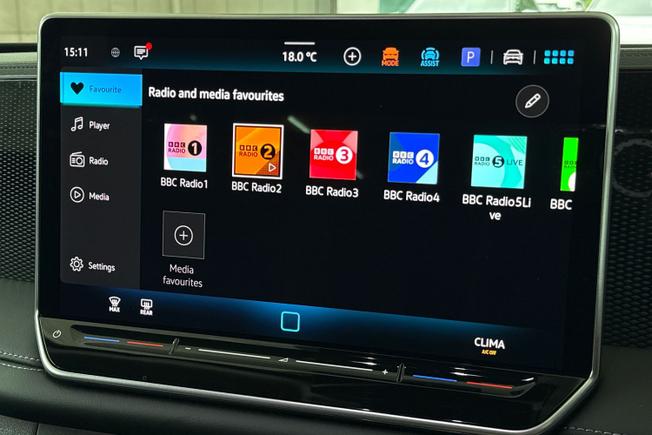 VOLKSWAGEN Tiguan Photo 13