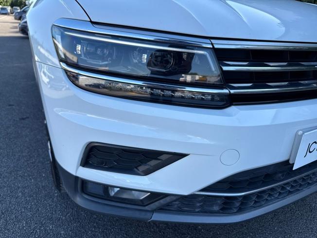 VOLKSWAGEN Tiguan Photo 19