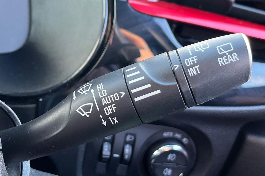 Vauxhall CORSA Photo autoimg-f245dbfe2b7531d0f7256a5ac6f76f6a1541f947.jpg
