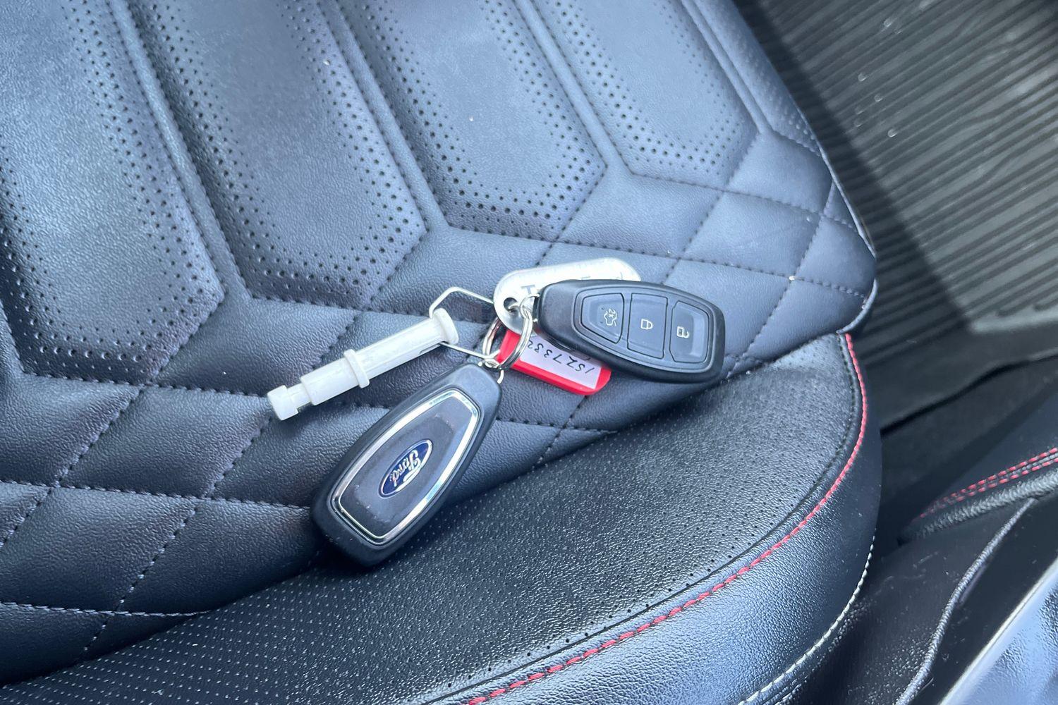 Ford FOCUS Photo 21