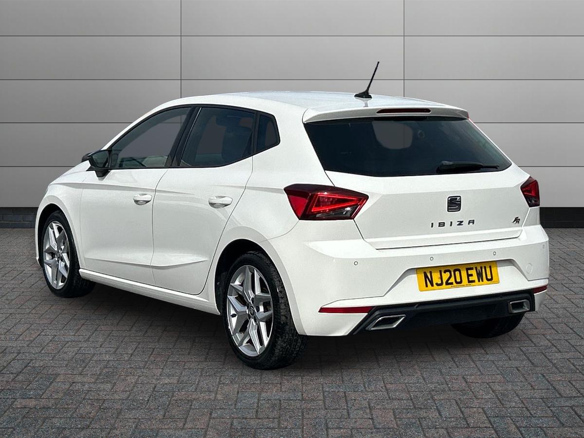 SEAT Ibiza Photo 1