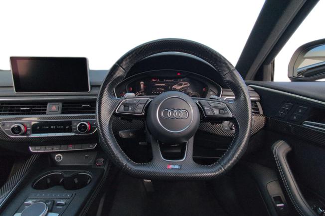 Audi Rs4 Avant Photo 11