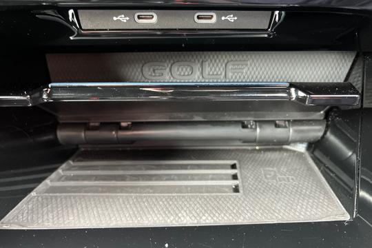 Volkswagen Golf Photo autoimg-f249e9c480e35a58a4ca05cc4e15e3630b442d72.jpg